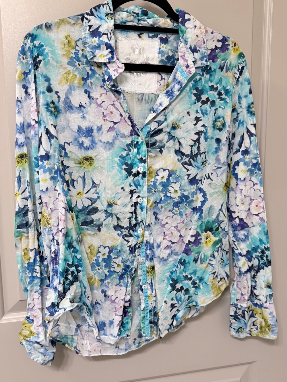 Women's Floral Button-Down Shirt in Blue Multi